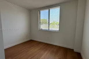 19440 SW 125th Ave, South Miami, FL 33177 - Photo 8