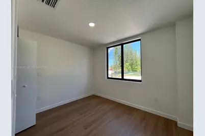 19440 SW 125th Ave #0, South Miami, FL 33177 - Photo 10