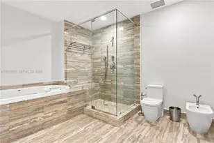 15811 Collins Ave, Sunny Isles Beach, FL 33160 - Photo 34