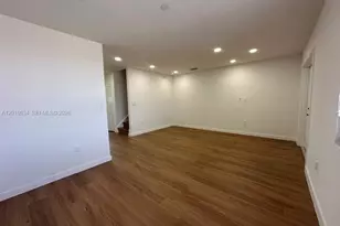 19442 SW 125th Ave, Miami, FL 33177 - Photo 4