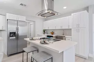 925 NW 84th St, Miami, FL 33150 - Photo 6