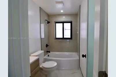 1511 NE 31st Ct, Pompano Beach, FL 33064 - Photo 36