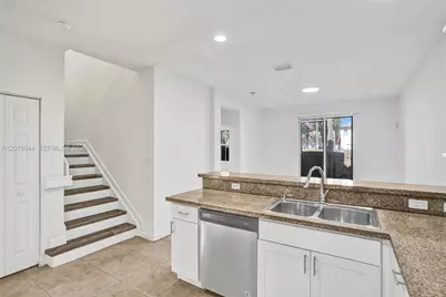 7441 NW 114th Ct #11412, Doral, FL 33178 - Photo 12