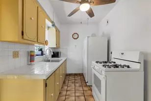 167 W 34th St, Hialeah, FL 33012 - Photo 12