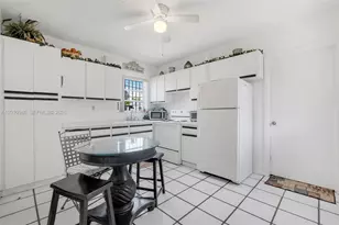 167 W 34th St, Hialeah, FL 33012 - Photo 24