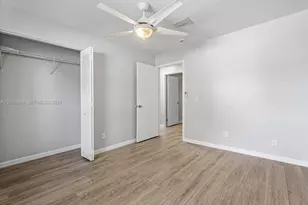 1367 Riverside Cir, Wellington, FL 33414 - Photo 10
