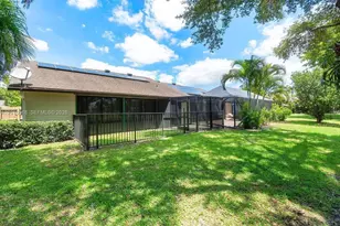 1367 Riverside Cir, Wellington, FL 33414 - Photo 22