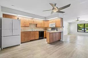 1367 Riverside Cir, Wellington, FL 33414 - Photo 1