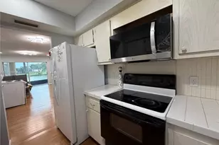 2461 SW 82nd Ave, Davie, FL 33324 - Photo 6