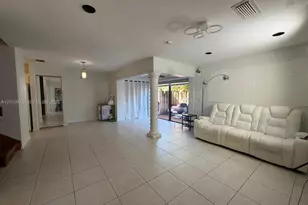15365 SW 104th Terrace, Miami, FL 33196 - Photo 6