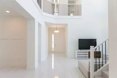 8151 Laurel Falls Dr, Boca Raton, FL 33496 - Photo 4