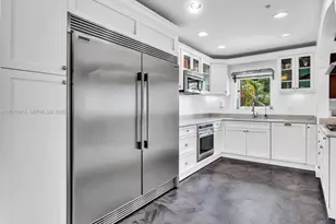 744 NE 18th Ave, Fort Lauderdale, FL 33304 - Photo 18