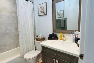 7817 W 36th Ave, Hialeah, FL 33018 - Photo 8