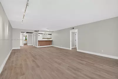 3090 N Course Dr #807, Pompano Beach, FL 33069 - Photo 34