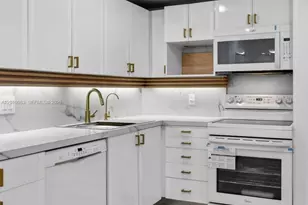 3090 N Course Dr, Pompano Beach, FL 33069 - Photo 8