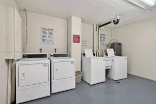 3090 N Course Dr, Pompano Beach, FL 33069 - Photo 36