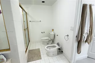 10730 NW 66th St, Doral, FL 33178 - Photo 28