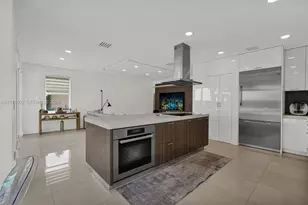 10762 NW 71st St, Doral, FL 33178 - Photo 26
