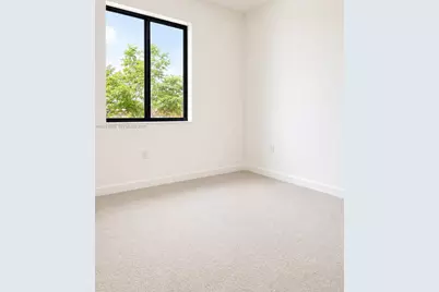 925 NE 211th St #925, Miami, FL 33179 - Photo 8