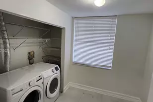 1020 NW 80th Ave, Margate, FL 33063 - Photo 8