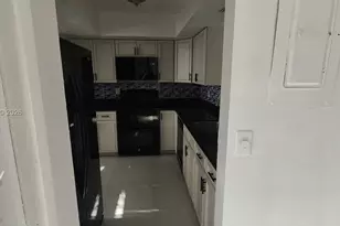 1020 NW 80th Ave, Margate, FL 33063 - Photo 14