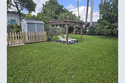 115 SE 2nd St #2, Dania Beach, FL 33004 - Photo 10