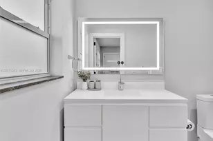 840 S Southlake Dr, Hollywood, FL 33019 - Photo 82