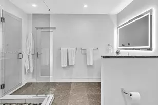 840 S Southlake Dr, Hollywood, FL 33019 - Photo 86