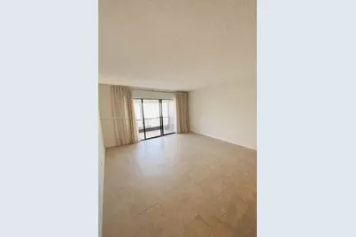 1110 Green Pine Blvd #C1, West Palm Beach, FL 33409 - Photo 2