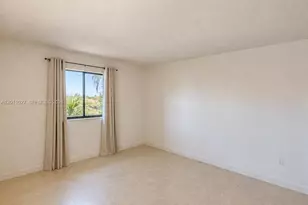 1110 Green Pine Blvd, West Palm Beach, FL 33409 - Photo 10
