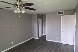 7175 Orange Dr, Davie, FL 33314 - Photo 12