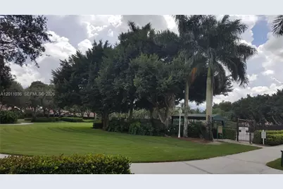 897 Briar Ridge Rd #897, Weston, FL 33327 - Photo 44