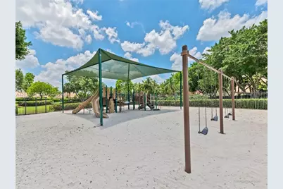 897 Briar Ridge Rd #897, Weston, FL 33327 - Photo 32