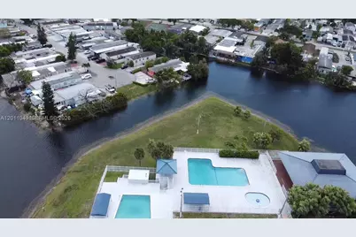 1495 SW 131st Ave, Miami, FL 33184 - Photo 8