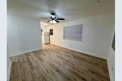 2240 NE 171st St #11, North Miami Beach, FL 33160 - Photo 1