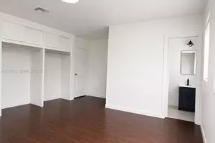 730 N 73rd Ave, Hollywood, FL 33024 - Photo 14