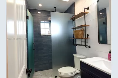 730 N 73rd Ave, Hollywood, FL 33024 - Photo 10