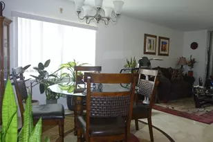 9241 Sunrise Lakes Blvd, Sunrise, FL 33322 - Photo 14