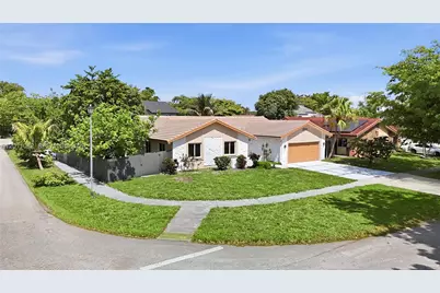 20102 NW 62nd Ave, Hialeah, FL 33015 - Photo 6