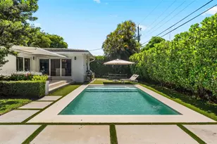 1531 Consolata Ave, Coral Gables, FL 33146 - Photo 2