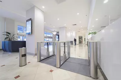 100 Lincoln Rd #605, Miami Beach, FL 33139 - Photo 16