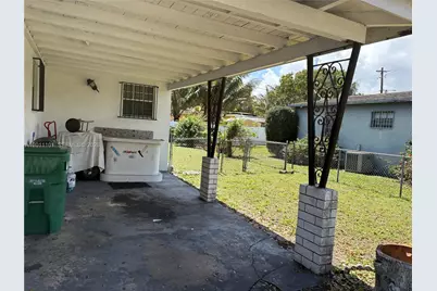 1360 NW 88th St, Miami, FL 33147 - Photo 6