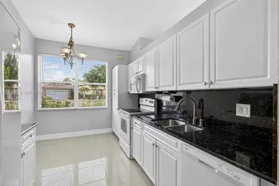 2151 Umbrella Cay, West Palm Beach, FL 33411 - Photo 10