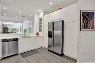 644 W Palm Aire Dr, Pompano Beach, FL 33069 - Photo 12