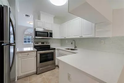 7733 SW 94th Ln #., Miami, FL 33156 - Photo 8