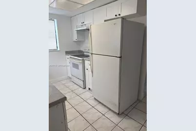 2131 NW 26th Ave, Fort Lauderdale, FL 33172 - Photo 6