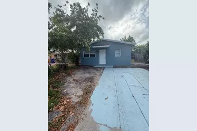 2131 NW 26th Ave, Fort Lauderdale, FL 33172 - Photo 1