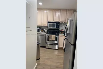 101 NE 8th Ave #3, Fort Lauderdale, FL 33301 - Photo 6