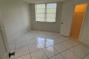 210 Lake Pointe Dr, Oakland Park, FL 33309 - Photo 28