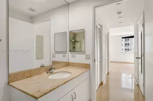 801 Brickell Key Blvd, Miami, FL 33131 - Photo 14